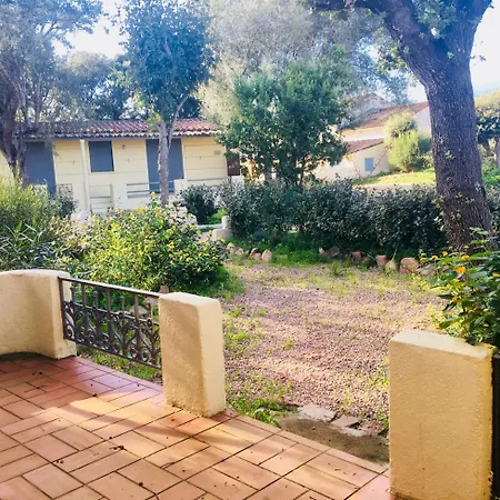 Ξενοδοχείο με διαμερίσματα Filippi 3*